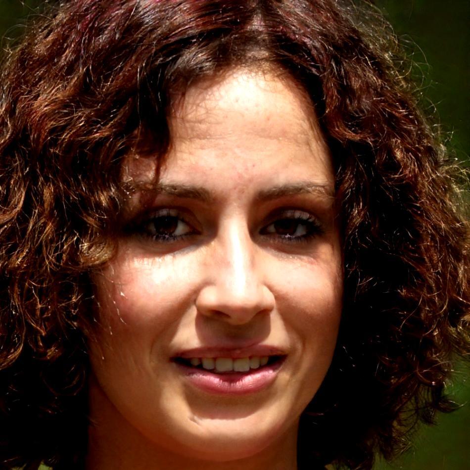 Retrato de Esperanza Villareal, especialista en finanzas personales
